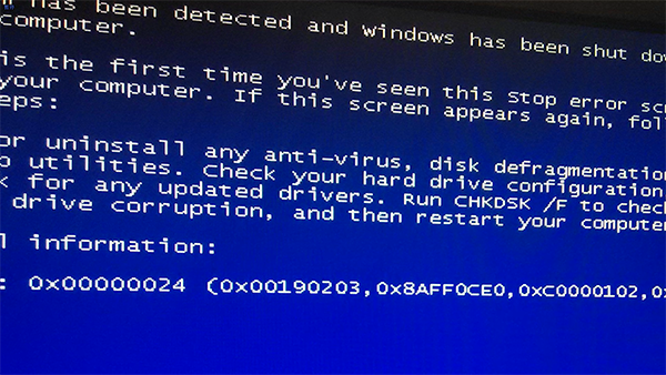 电脑老是蓝屏怎么回事