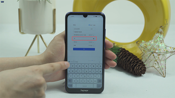 手机上怎么设置路由器