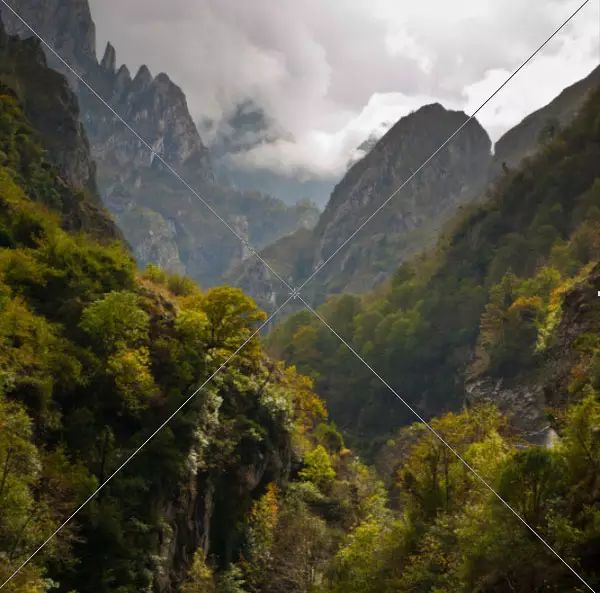 ps合成一幅唯美恢弘的魔幻场景(6)