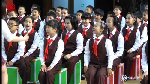 三年级音乐下册《新疆是个好地方》获奖课教学视频-第八届音乐教学大赛