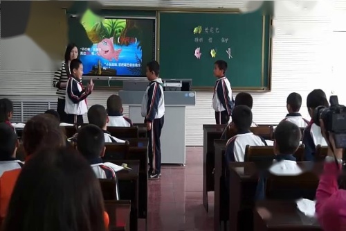 《小壁虎借尾巴》部编版语文一下课堂教学视频实录-执教老师-张杨