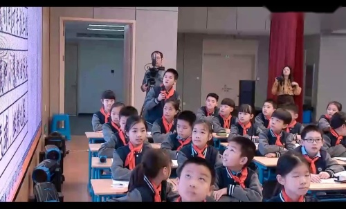 《飞向蓝天的恐龙》说课无生试讲教学视频-部编版四年级语文下册-湖南省中小学青年教师教学竞赛