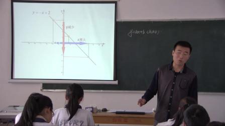 《从角、对角线的角度判定平行四边形》优质课视频-华东师大版初中数学八年级下册
