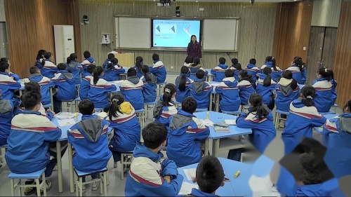 《平移》比赛课教学视频-人教版七年级数学-执教老师：刘老师