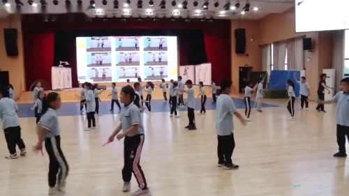 《双人合作跳短绳》优质课教学视频