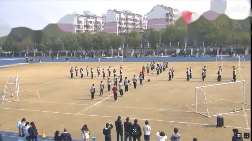 《篮球行进间低手投篮》获奖教学视